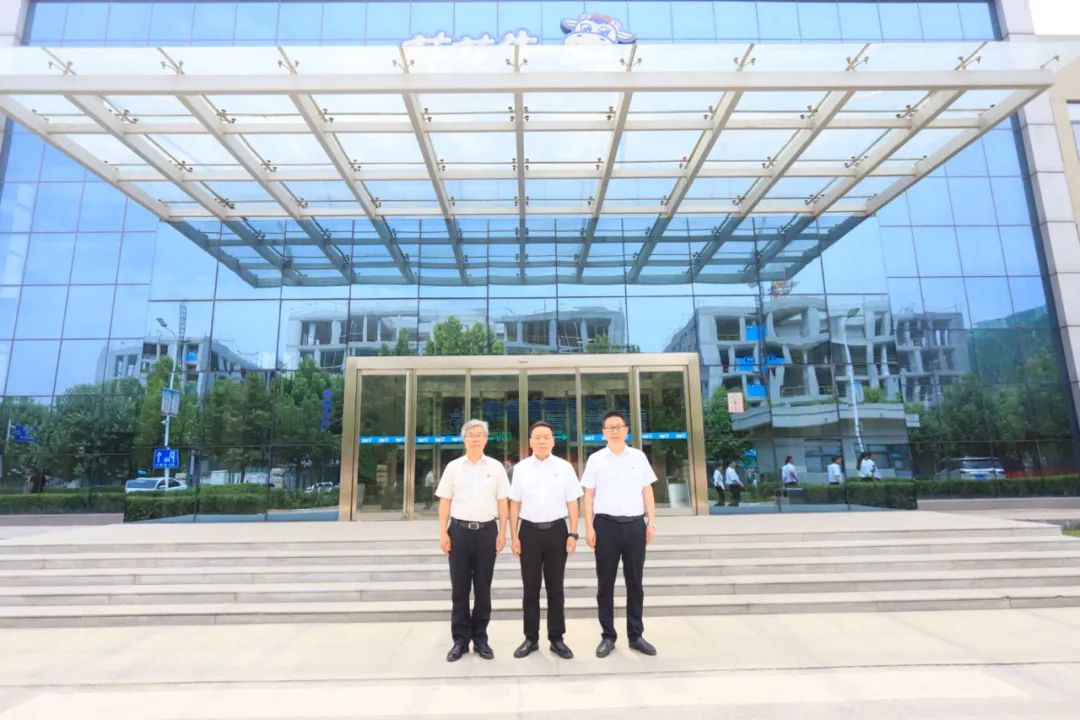 中國共產(chǎn)黨河南花花牛乳業(yè)集團(tuán)股份有限公司第二屆委員會(huì)第二次黨員大會(huì)勝利召開 中國共產(chǎn)黨河南花花牛乳業(yè)集團(tuán)股份有限公司第二屆委員會(huì)第二次黨員大會(huì)勝利召開