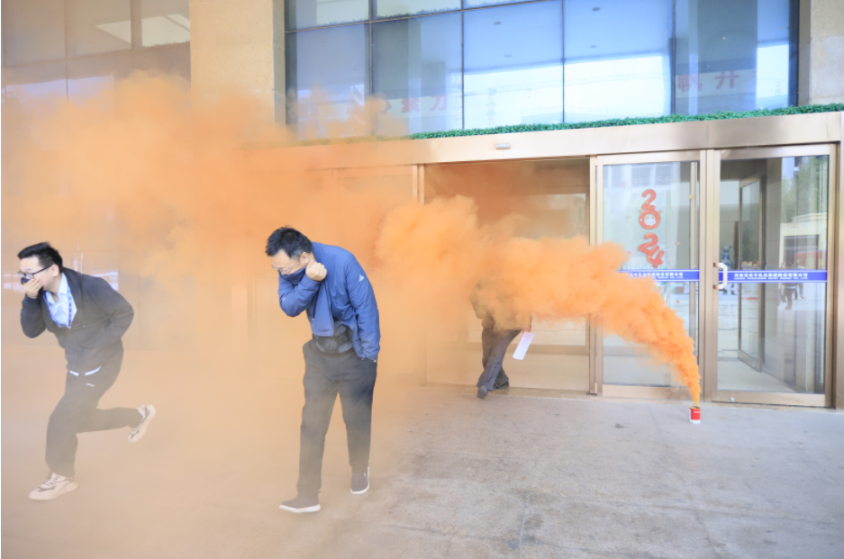 增強消防意識，筑牢安全底線丨花花牛乳業(yè)集團組織消防應急演練