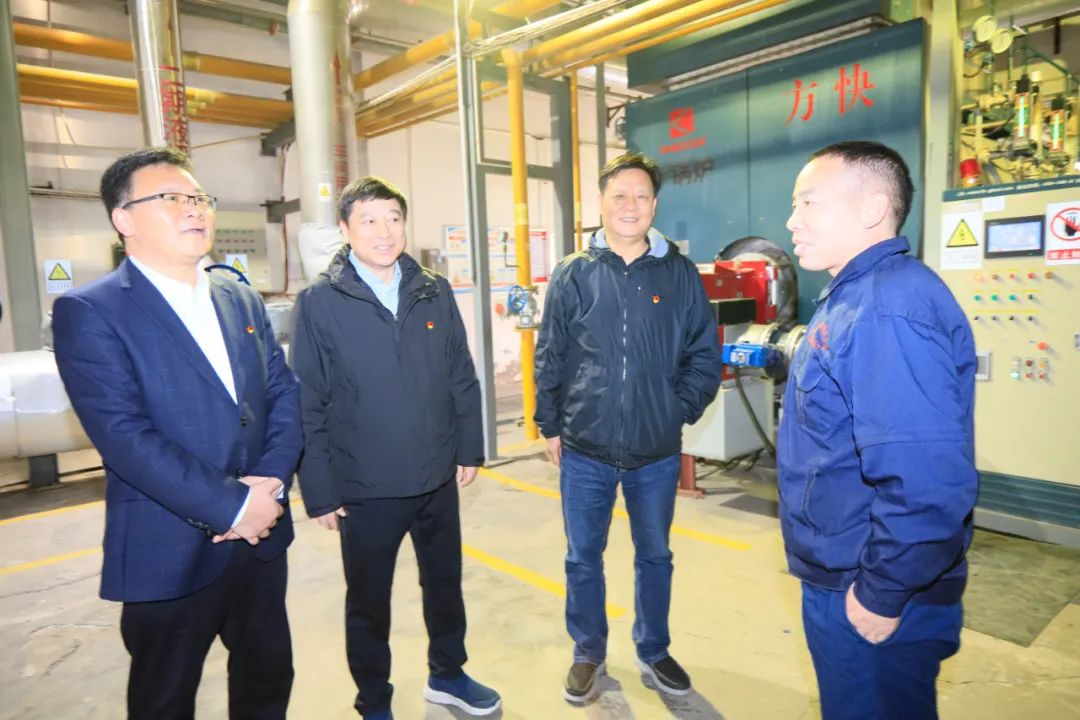 新春慰問送關(guān)懷——集團(tuán)黨委書記、董事長慰問春節(jié)期間堅(jiān)守崗位的一線職工