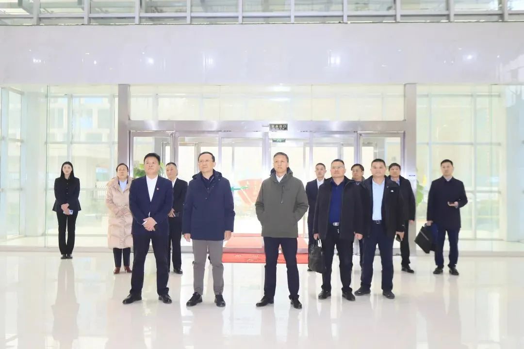 省政府國(guó)資委黨委書(shū)記、主任李濤一行到花花牛乳業(yè)集團(tuán)調(diào)研