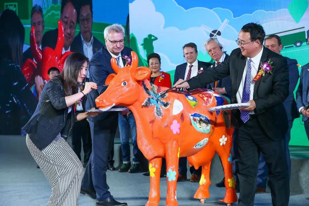 SDDDC走進河南，看看花花牛的國際范兒！